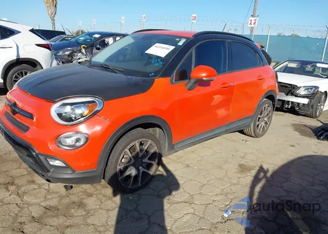 2017 Fiat 500X Trekking Fwd из США, поврежденный, VIN ZFBCFXCB9HP589766